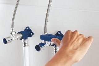 Grohe Wave  Cosmopolitan Tek Kumandalı Eviye Bataryası - 32449001