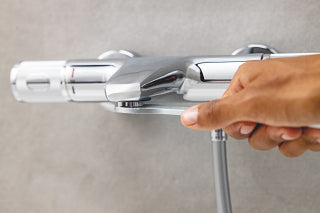 Grohe Wave  Cosmopolitan Tek Kumandalı Duş Bataryası - 23208000